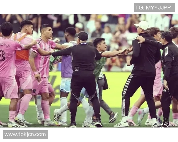 达拉斯队与西雅图海湾人激战正酣谁能在这场对决中笑到最后